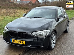 BMW 1-serie - 116i Business 5-Drs ECC Audio/CD Navigatie full map Electric pakket LMV 17" ASR Cruisecont