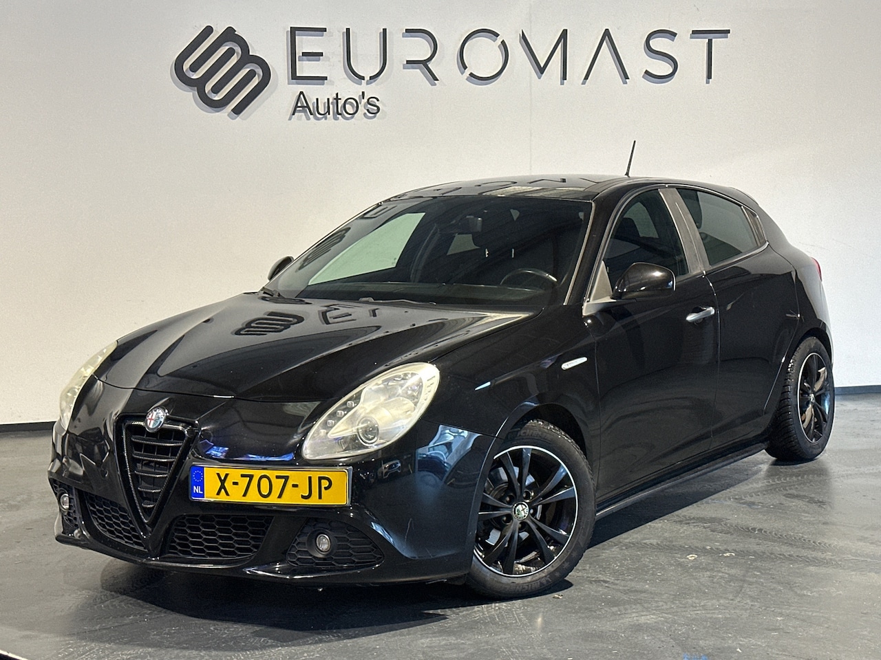 Alfa Romeo Giulietta - 1.4 T Distinctive Panoramadak - Nieuw apk - Nette auto - 6Bak - AutoWereld.nl