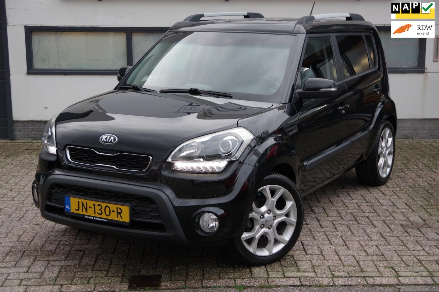 Kia Soul - 1.6 Rhythm DEALER ONDERHOUDEN/STOELVERWARMING/CAMERA/PDC - AutoWereld.nl