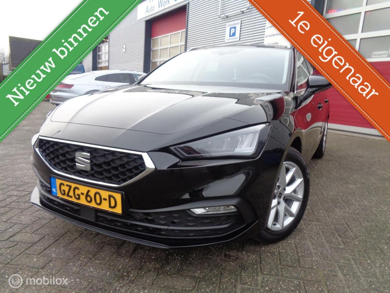 Seat Leon Sportstourer - 1.5 TSI Style Business Intense/Airco/LED/Key Less/Lm velgen/1st eig/PDC - AutoWereld.nl