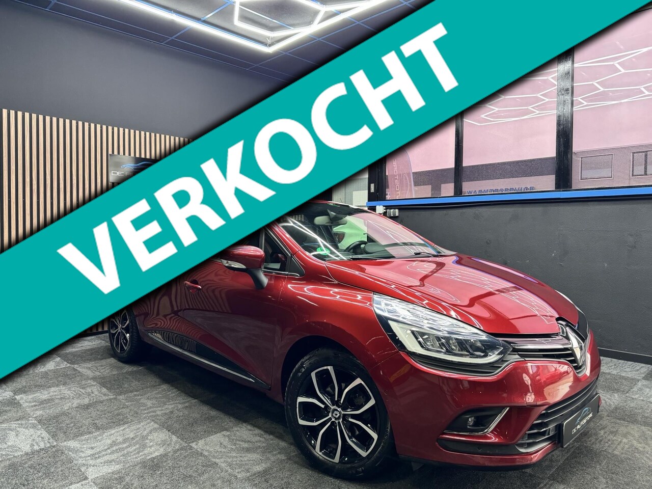 Renault Clio - 0.9 TCe Intens 1e Eig Navi Led half leder Stoelverw Cruise R camera - AutoWereld.nl