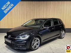 Volkswagen Golf - 1.5 TSI Highline NL auto | Camera | Stoelmassage