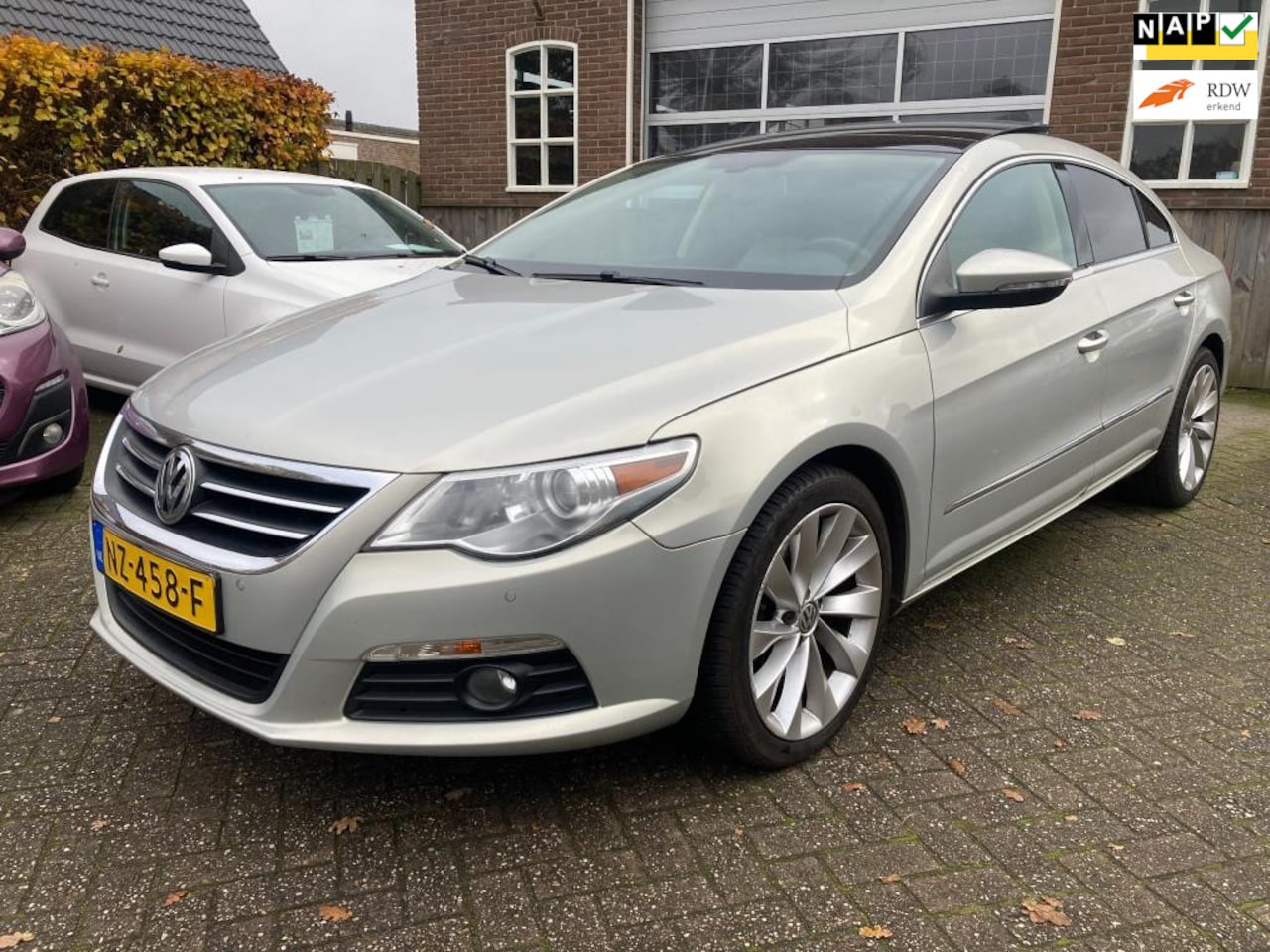 Volkswagen Passat CC - 2.0 TSI Highline, Panodak, Leer, Achteruirijcamera, Xenon Bj 2011 inruil mogelijk - AutoWereld.nl