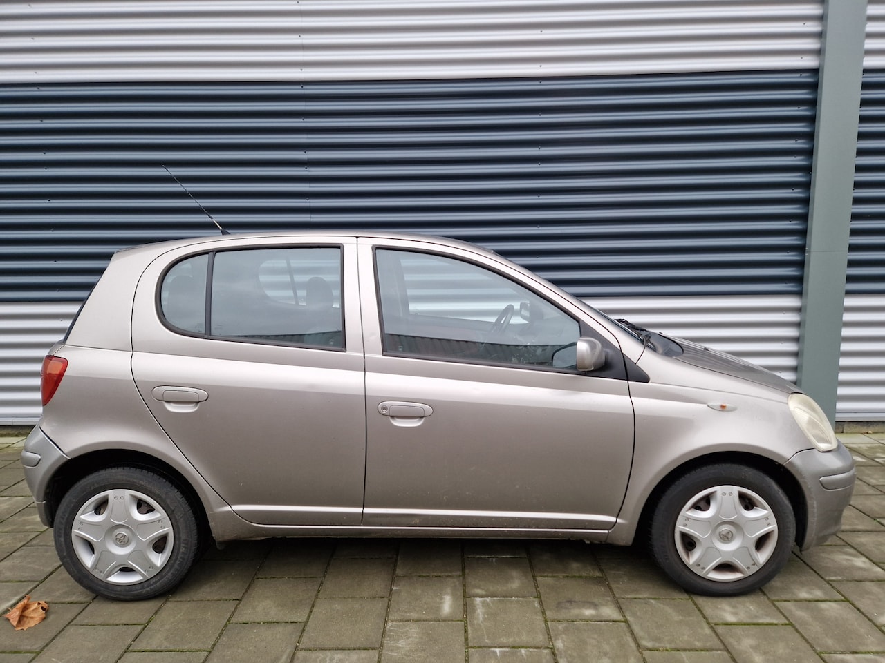 Toyota Yaris - 1.3 VVT-i S-Line airco - AutoWereld.nl