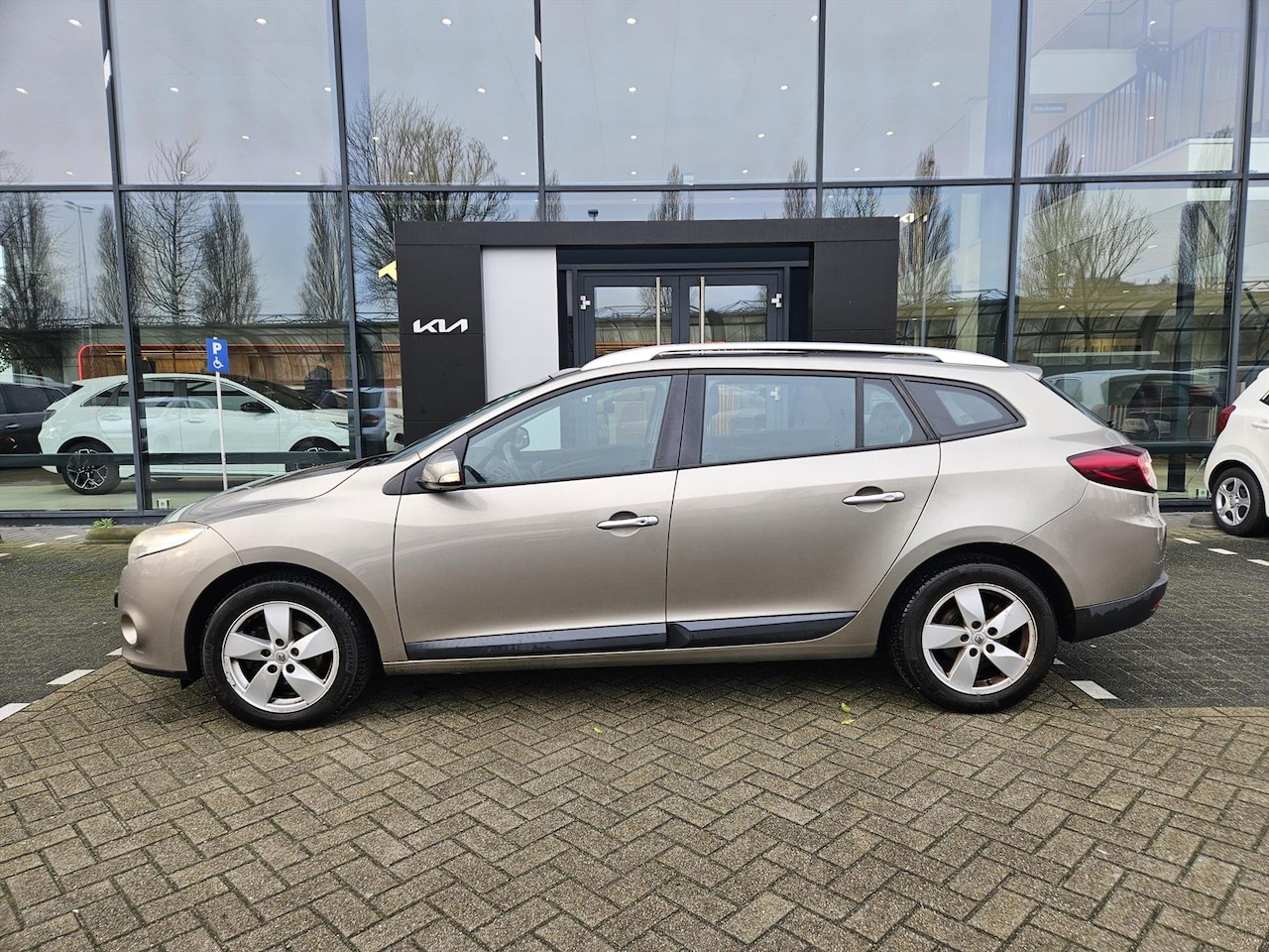 Renault Mégane Estate - 1.6 16V 81KW - AutoWereld.nl