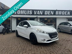 Peugeot 208 - 1.2 VTi Access 82Pk 1e Eigen Airco Led Cruise Ctr Pdc Bluetooth