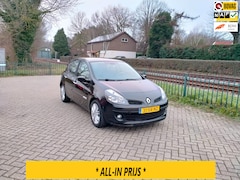 Renault Clio - 1.6-16V Initiale automaat lage km nieuwe distributie zie omschr. ALLINPRIJS