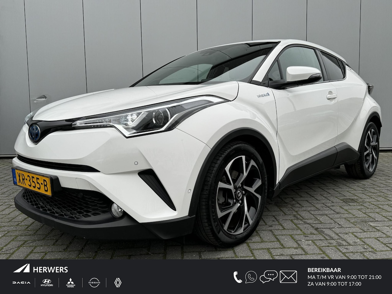 Toyota C-HR - 1.8 Hybrid Style / Eerste Eigenaar / Origineel Nederlands / BTW Auto / Navigatie / Stoelve - AutoWereld.nl