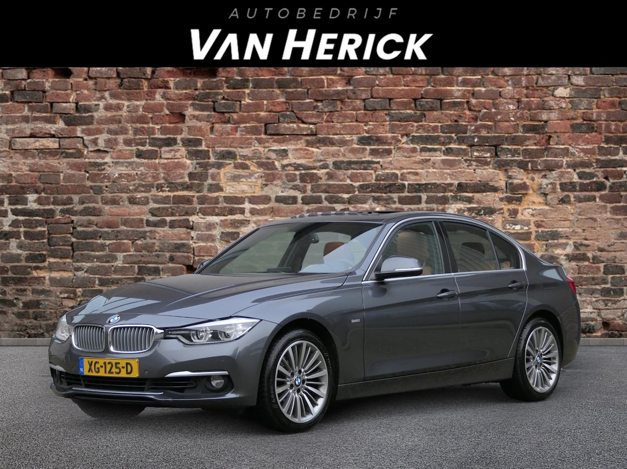 BMW 3-serie - 320i Luxury Edition 184PK | Leder | Open-dak | Camera | Cruise - AutoWereld.nl