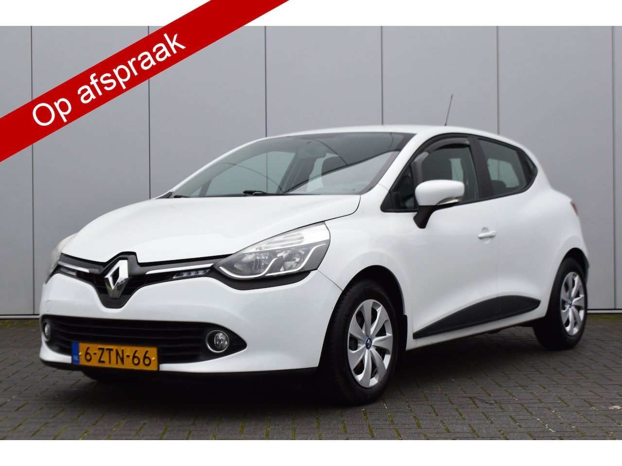 Renault Clio - 0.9 TCe Expression Carplay/Navi Airco Cruise - AutoWereld.nl