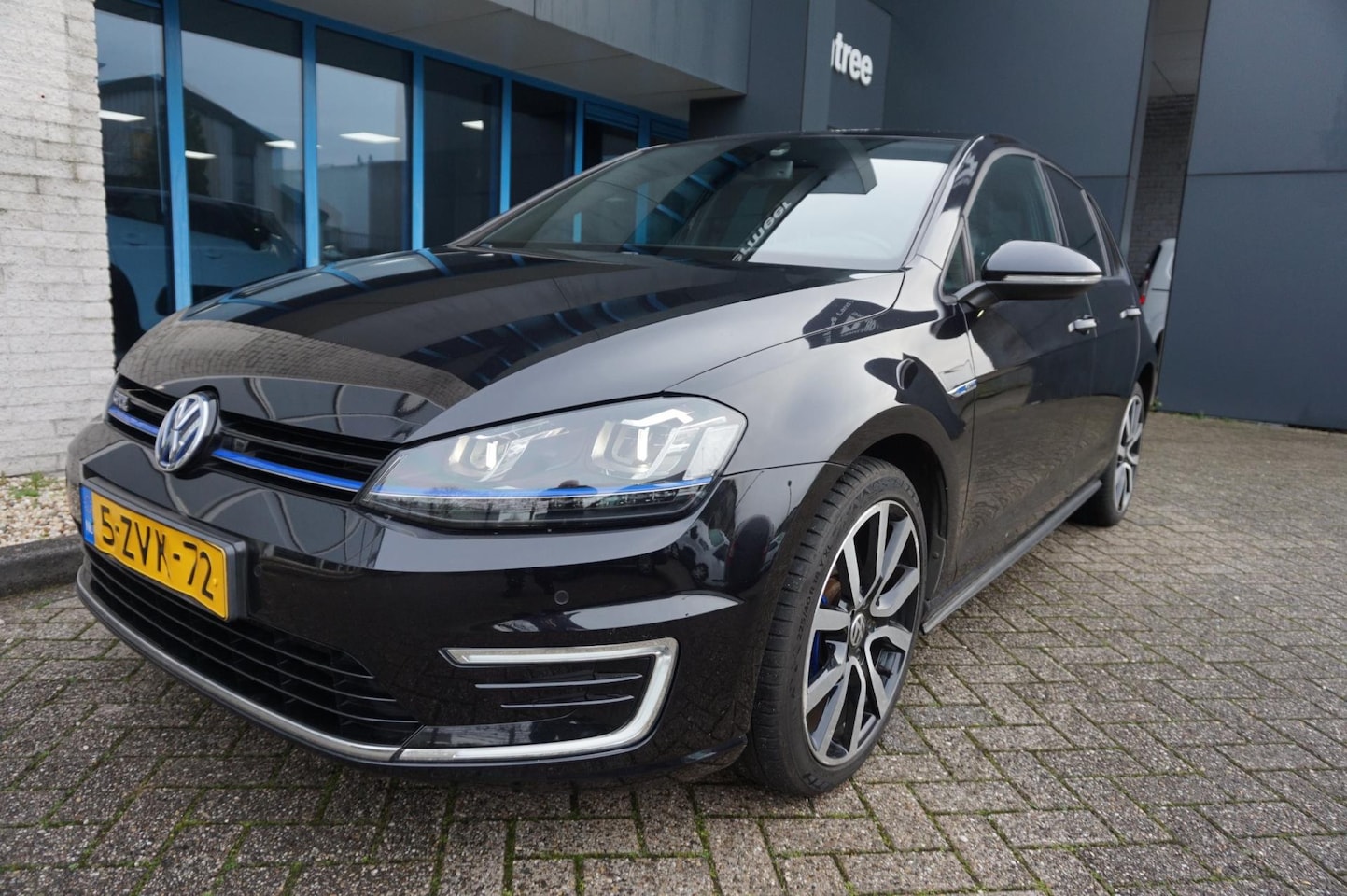 Volkswagen Golf - 1.4 TSI GTE / leer / navigatie - AutoWereld.nl