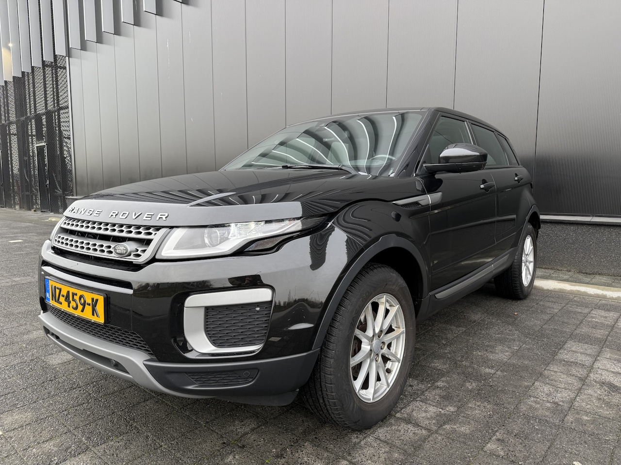 Land Rover Range Rover Evoque - 2.0 eD4 Urban Series Pure 2.0 eD4 Urban Series Pure - AutoWereld.nl