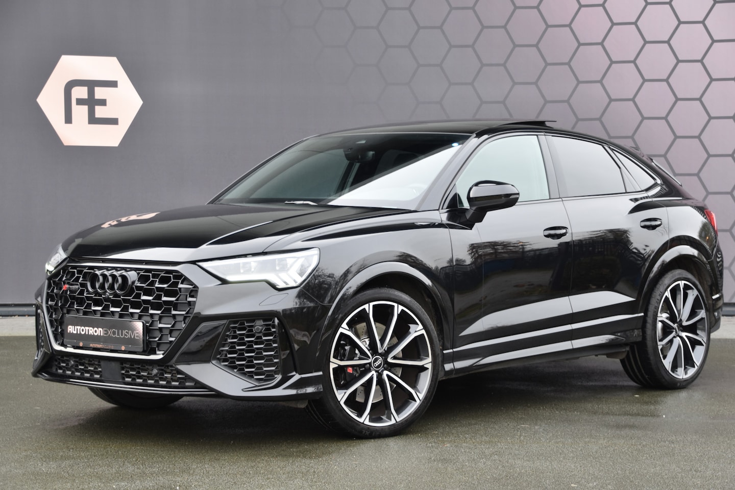 Audi RSQ3 Sportback - TFSI RS RS-STOELEN | ADAPTIVE CRUISE | STOELVERWARMING | SONOS AUDIO | ELEKTRISCHE ACHTERK - AutoWereld.nl