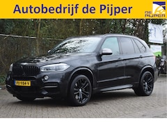 BMW X5 - M50d , BOEKJES , ONDERHOUDSHISTORIE EN NATIONALE AUTOPAS