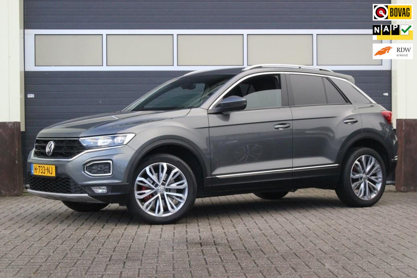 Volkswagen T-Roc - 1.5 TSI Sport | Carplay | Camera | Virtual Cockpit | - AutoWereld.nl