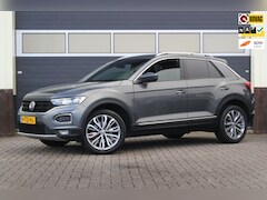 Volkswagen T-Roc - 1.5 TSI Sport | Carplay | Camera | Virtual Cockpit |