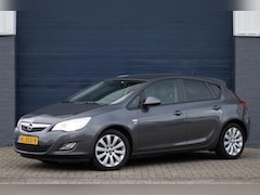 Opel Astra - 1.4 Turbo Sport + set winterwielen