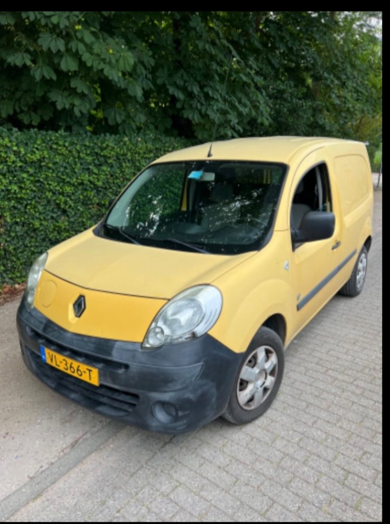 Renault Kangoo Express - Z.E. (De accu zit er gewoon netjes bij, echter wordt los gehuurd) Showroom foto’s volgen z - AutoWereld.nl