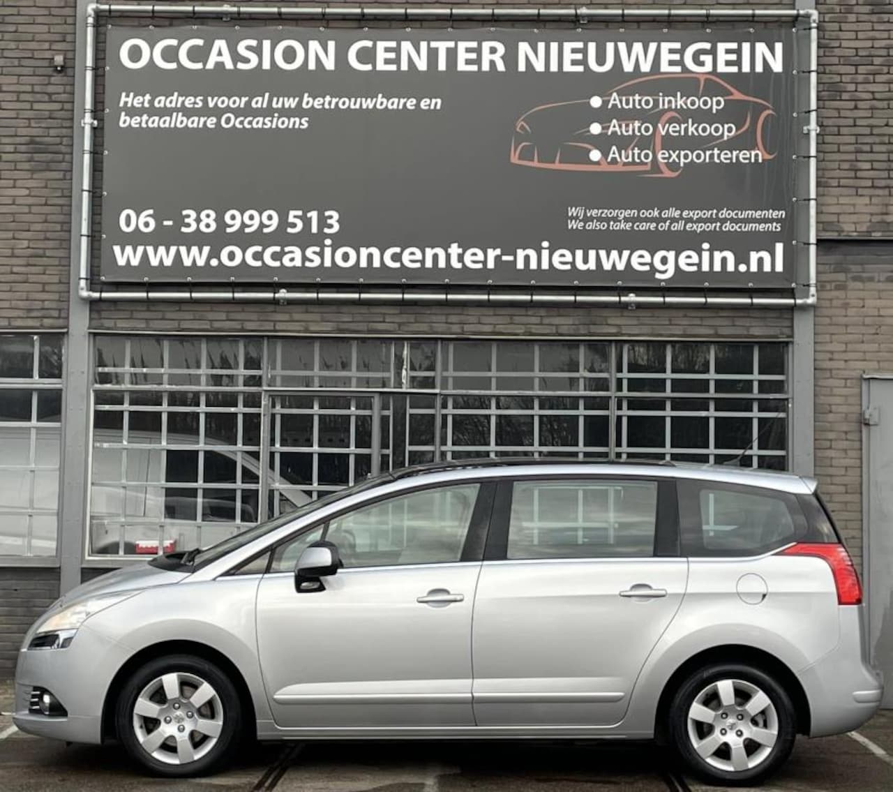 Peugeot 5008 - 1.6 THP Blue Lease Executive 2011 ECC/PANO/LMV! - AutoWereld.nl