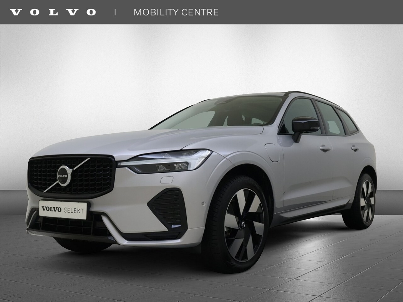 Volvo XC60 - T6 AWD Ultimate Dark | 360 Graden Camera | Panoramadak | - AutoWereld.nl