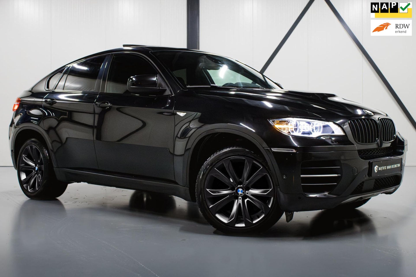 BMW X6 - M50d 381PK SoftClose| PANO | HUD | 2013 FaceLift | Bomvol | Zeer frisse auto! - AutoWereld.nl