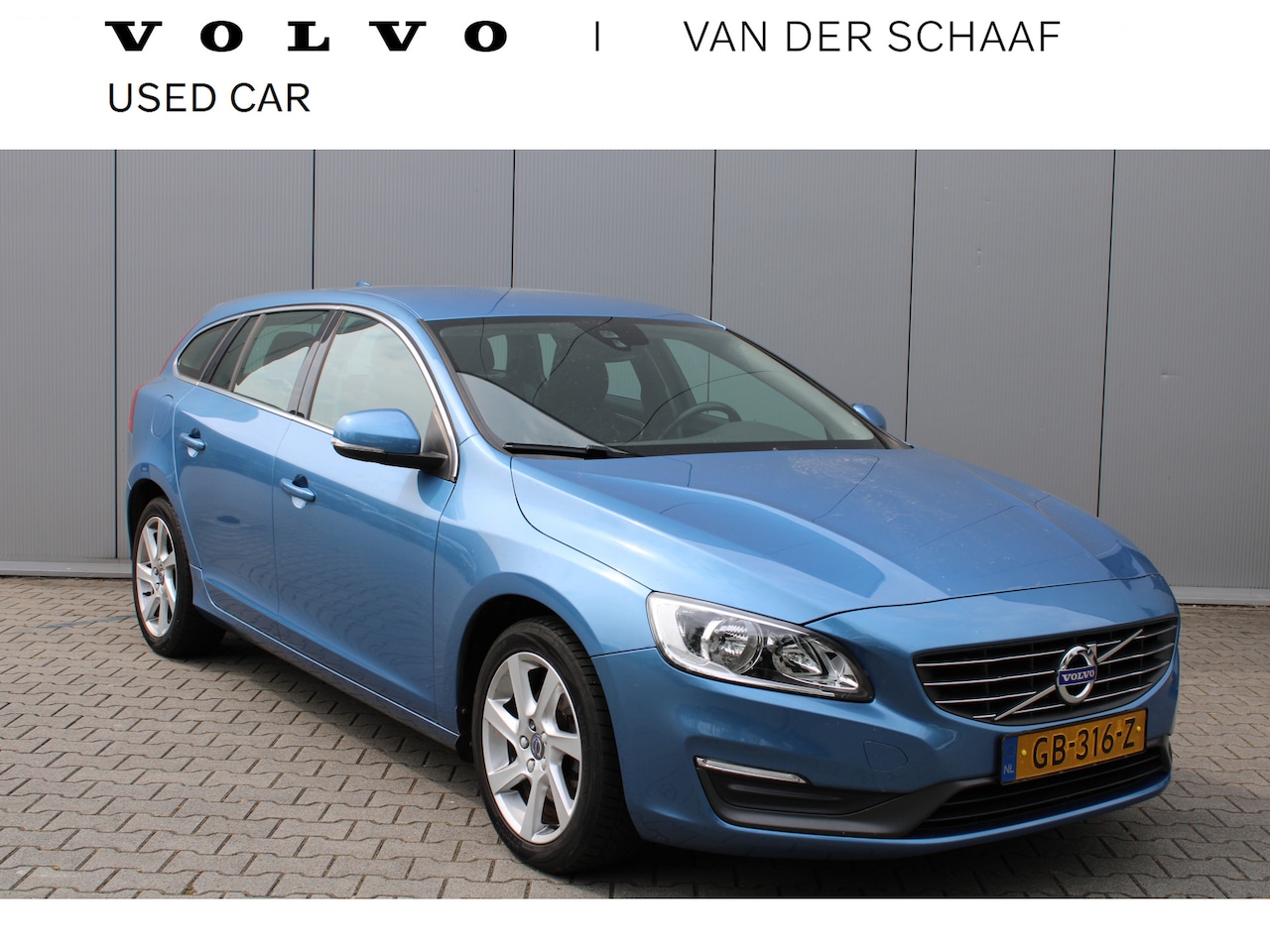 Volvo V60 - T3 automaat Momentum / Trekhaak / Navigatie - AutoWereld.nl