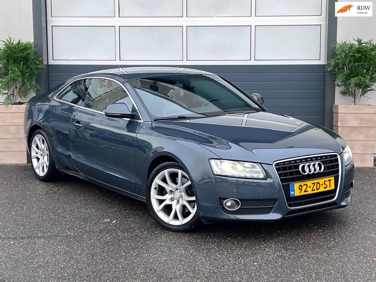 Audi A5 Coupé - 3.2 FSI Pro Line / AUTOMAAT / NAVI / AIRCO / XENON / LEER / TREKHAAK / INRUIL MOGELIJK - AutoWereld.nl