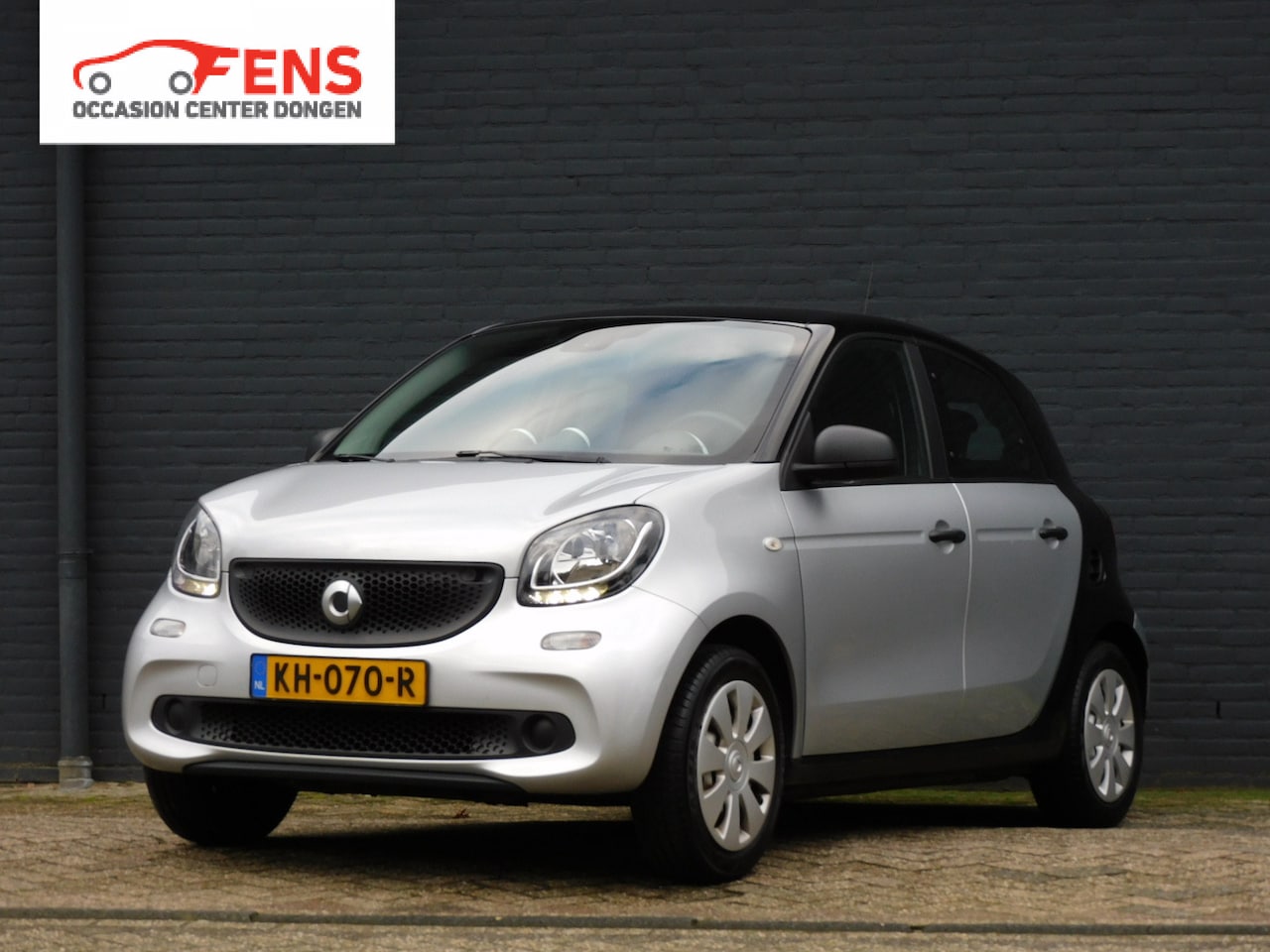 Smart Forfour - 1.0 Pure AIRCO! BLUETOOTH! CRUISE! 5-DEURS! APK t/m 28-01-2026! - AutoWereld.nl