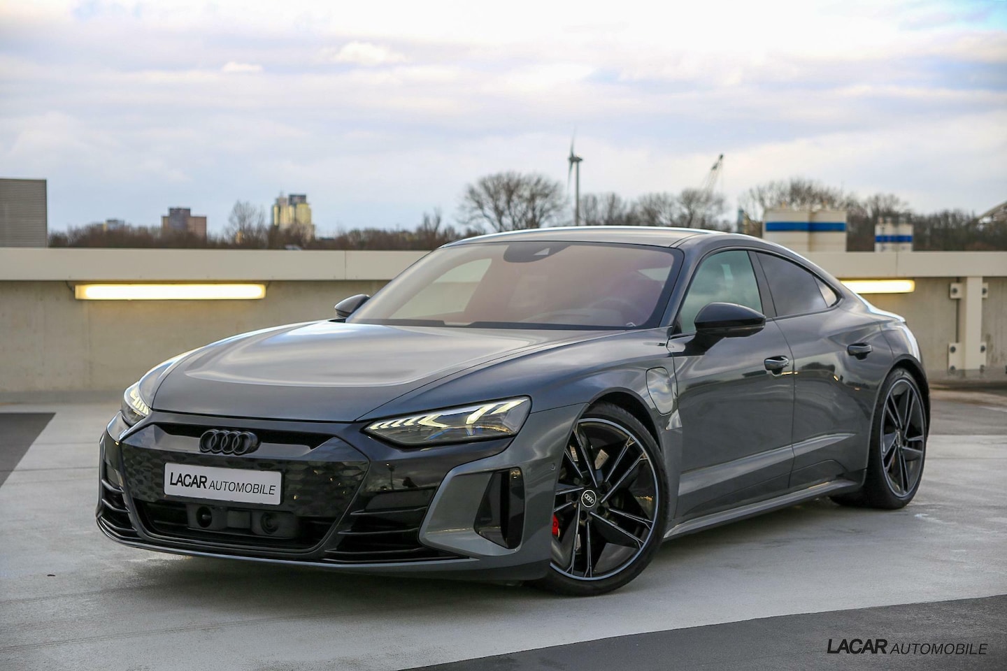 Audi e-tron GT - RS 598pk I 360° I 4WS I Matrix - AutoWereld.nl