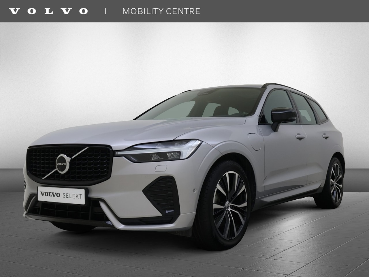 Volvo XC60 - T6 AWD Ultimate. Dark | Trekhaak | Luchtvering | 360 Graden Came - AutoWereld.nl