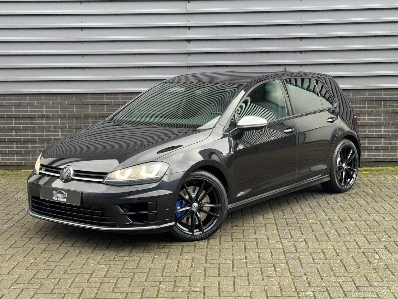 Volkswagen Golf - 2.0 TSI R 4Motion | Navi | Stoelvw | Keyless - AutoWereld.nl