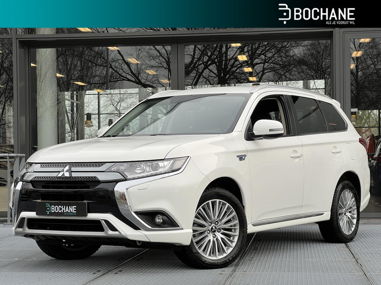 Mitsubishi Outlander - 2.4 PHEV Pure+ | Carplay | Stoelverwarming | - AutoWereld.nl