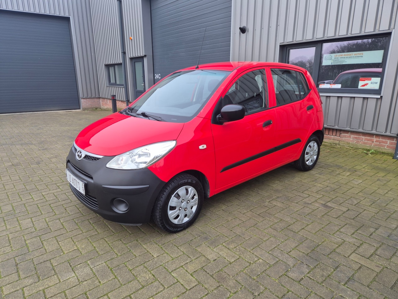 Hyundai i10 - 1.1 Pure 1e EIGENAAR DEALER ONDERHOUDEN LAGE KM STAND TOP OCCASION - AutoWereld.nl