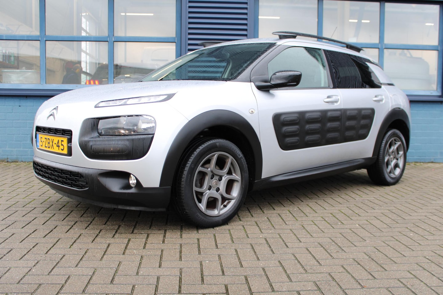 Citroën C4 Cactus - 1.2 e-VTi Shine 1.2 e-VTi Shine - AutoWereld.nl