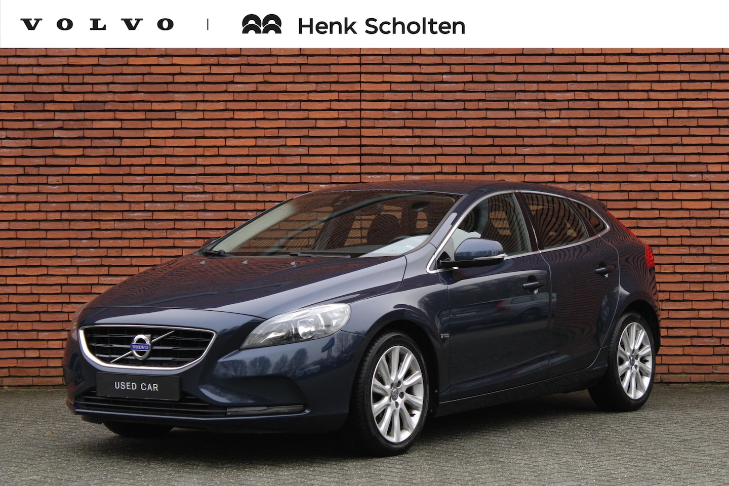 Volvo V40 - T2 120PK Momentum | Electronic Climate Control | Navigatiesysteem | High Performance Audio - AutoWereld.nl