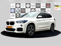 BMW X1 - SDrive18i High Executive Panorama_Leder_M pakket