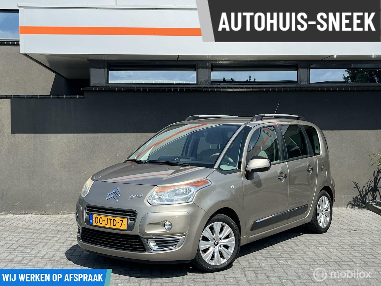 Citroën C3 Picasso - 1.4 VTi Exclusive / Netjes en goed - AutoWereld.nl