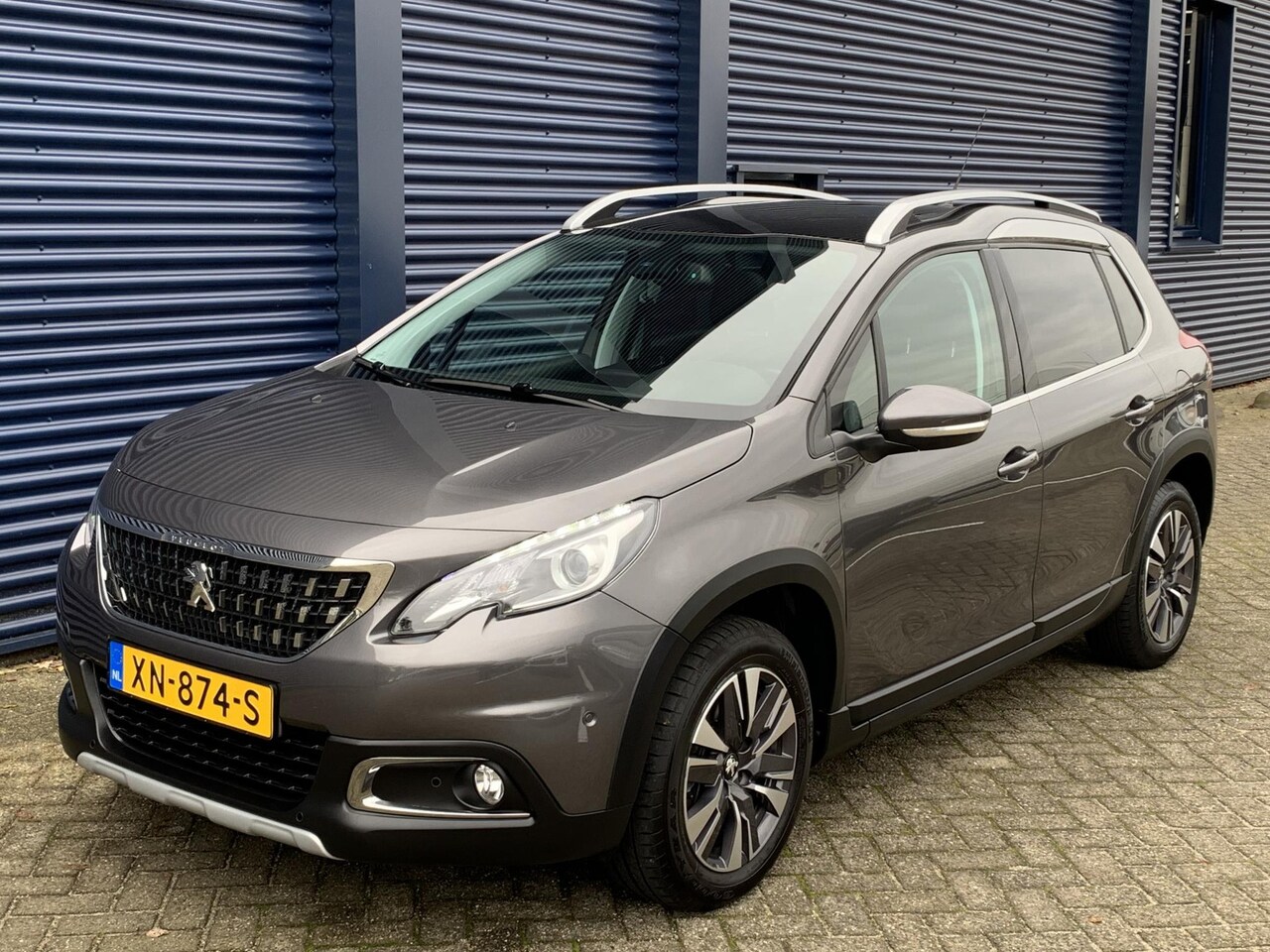 Peugeot 2008 - 1.2 PureTech Allure Navi Automaat Trekhaak / Panoramadak - AutoWereld.nl