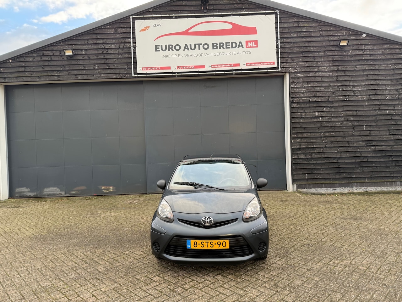 Toyota Aygo - 1.0 VVT-i Now 1.0 VVT-i Now - AutoWereld.nl