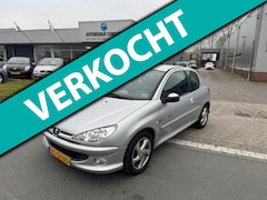 Peugeot 206 - 1.4-16V Quiksilver