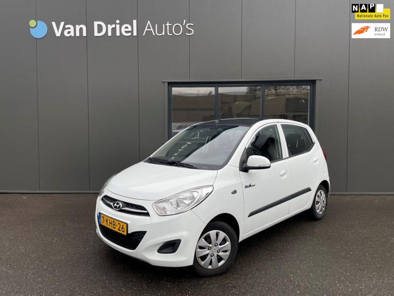 Hyundai i10 - 1.0 Black Pack / Airco! - AutoWereld.nl