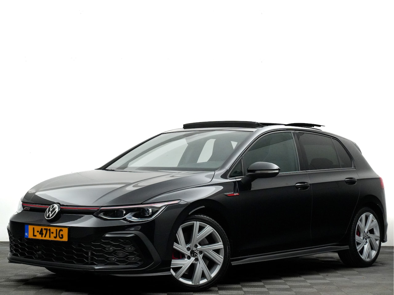 Volkswagen Golf - 2.0 TSI GTI 245pk DSG/Aut7 (panodak,harman kardon,keyless,head-up,matrix,camera) - AutoWereld.nl