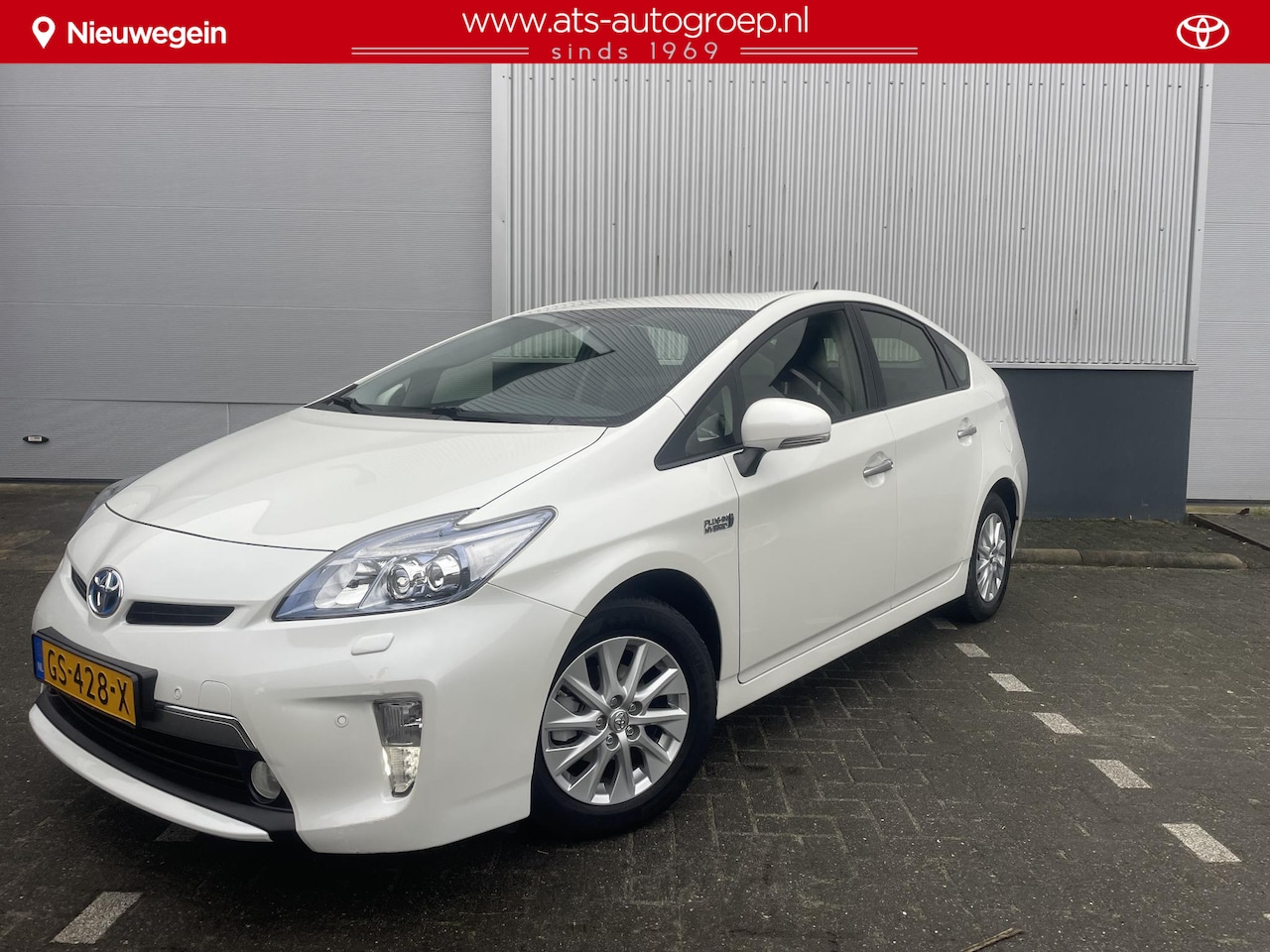 Toyota Prius - 1.8  Plug-in Dynamic Business 1.8 Plug-in Dynamic Business - AutoWereld.nl