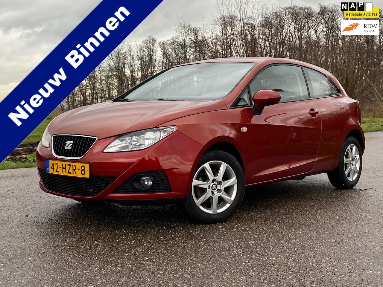 Seat Ibiza SC - 1.4 Stylance 3DRD AIRCO 29,900KM NAP PDC GOED ONDERHOUDEN - AutoWereld.nl