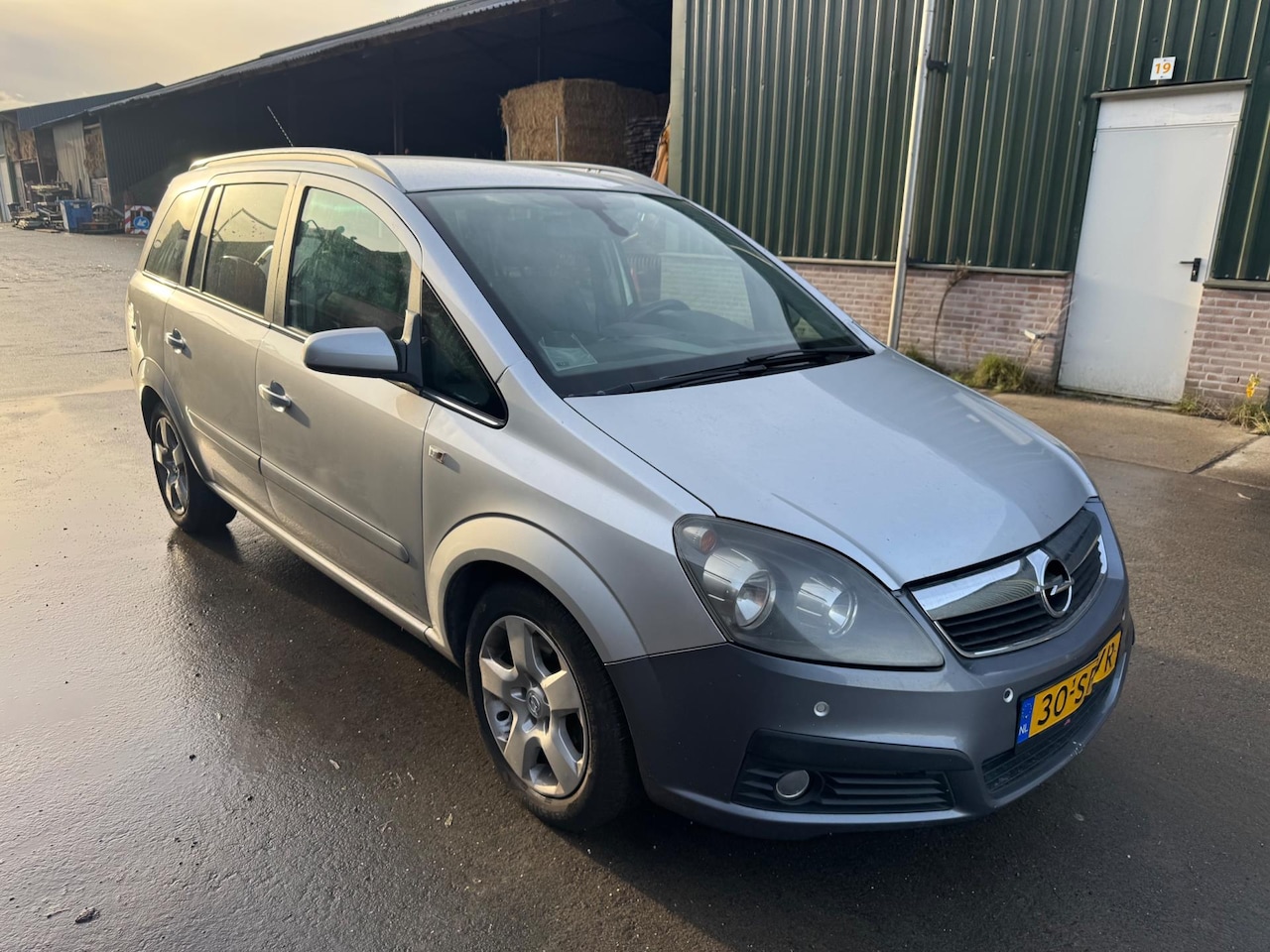 Opel Zafira - 2.2 Cosmo 2.2 Cosmo - AutoWereld.nl