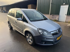 Opel Zafira - 2.2 Cosmo