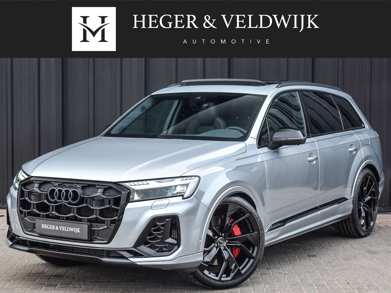 Audi Q7 - 60 TFSI e comp. FACELIFT | PANORAMADAK | S-SEATS | TREKHAAK | AMBIANCE INTERIEUR | LUCHTVE - AutoWereld.nl