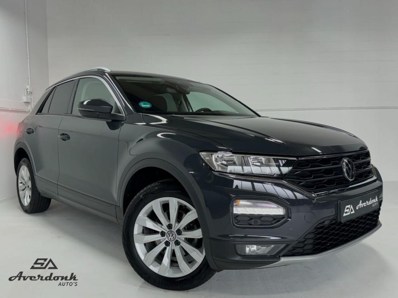 Volkswagen T-Roc - TSI 116PK STYLE *NAP/Stoelv/Cam/Elek Klep* - AutoWereld.nl