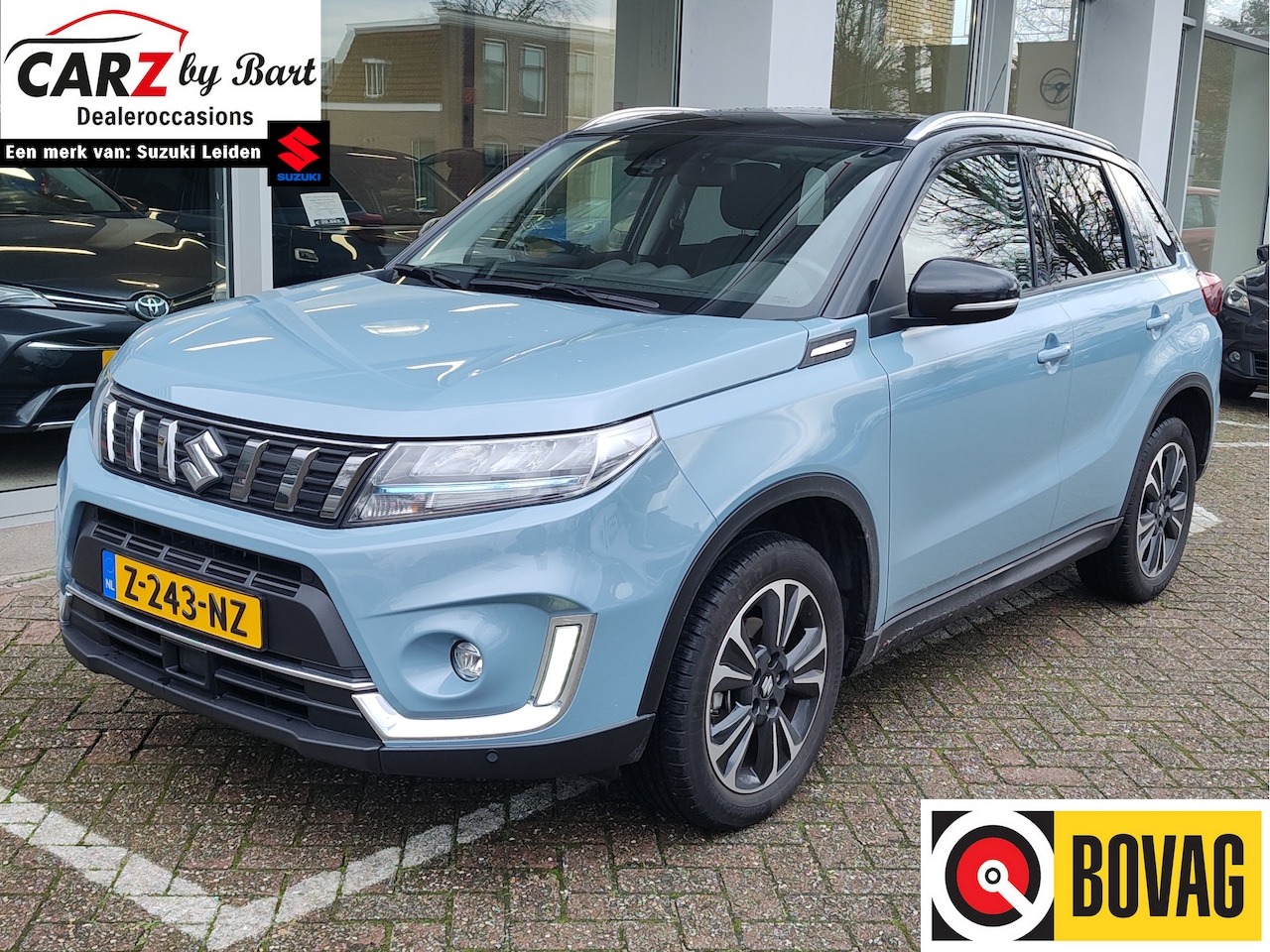 Suzuki Vitara - 1.5 HYBRID STYLE Open dak | Dodehoeksensoren | Alcantara - AutoWereld.nl