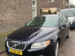 Volvo V70 - 3.2 Momentum